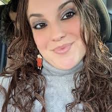 Taylor Coghlan's Instagram, Twitter & Facebook