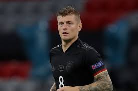 Pickford saves well to deny werner and havertz. Vslupdorqdoim