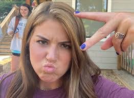 Jill Smiley's Instagram, Twitter & Facebook