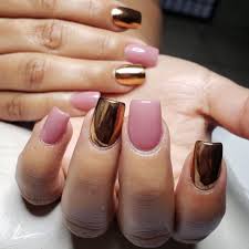 Entre y conozca nuestras increíbles ofertas y promociones. Hermosas Unas Palo De Rosa Con Dorado Nails Unas Rosa Palo Unas De Gel Elegantes Unas De Gel Bonitas