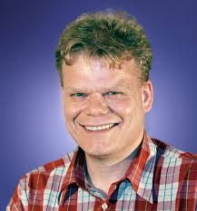 Heute Platz 9 bis 7 Platz 9: Aylin Housni, 20 Jahre, Biologielaborantin  Oberschleißheim benötigt Treffpunkte für alle Generationen, vor allem auch  für Jugendliche. Dafür möchte ich mich im Gemeinderat einsetzen. Platz 8: