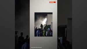 The most popular and biggest supermarket in lekki phase 1, ebeano super market has been on fire for more than an hour. Fire Guts Ebeano Supermarket In Abuja Youtube