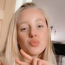 Georgia Dunn (@_georgiadunn)