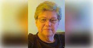 Linda Tabbert's Instagram, Twitter & Facebook