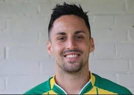 Leach eyes promotion after returning to home town club