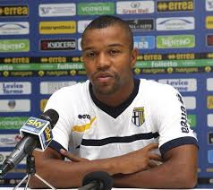 Pabón memulai karier juniornya di klub envigado kemudian memulai karier seniornya di klub tersebut. Dorlan Pabon Parma From Atletico Nacional Picture Dorlan Pabon Parma From Atletico Nacional Photo Dorlan Pabon Parma From Atletico Nacional Wallpaper