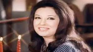 والمعروف أن نجاة هى الشقيقة الكبرى للسندريلا سعاد حسنى وتكبرها بـ 5 سنوات، وبالرغم من شهرة كلتاهن إلا أنه لا يوجد عمل فنى واحد يجمع الشقيقتان معا، ومما ترتب عليه الكثير من الشائعات للفنانة نجاة الصغيرة عن طبيعة. X3 Ii70 Mrpb0m