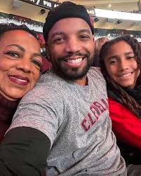 HAPPY BIRTHDAY 🎊🎂 to my beautiful, amazing, smart, funny Mom. My life is  soo incredibly amazing and soooo fulfilled because I was blessed to born as  your son! Tomorrow is never promised