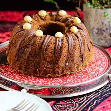 Leckerer kuchen zum tee in 5 minuten alles gemischt und im ofen! Schokoladiger Bananen Bundkuchen Mit Macadamianusse Das Urteil Lautet Schokolade Madam Rote Rube Und Ihre Geniale Landkuche
