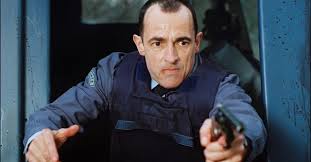 Autotrader offers the most extensive car inventory near you, and the tools to help get you informed like the kelley blue book?? Cash Truck Der Tod Fahrt Mit Online Stream Anschauen