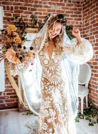 Simple ball gown wedding dresses designer notes. Where To Shop For A Wedding Dress In Los Angeles Green Wedding Shoes