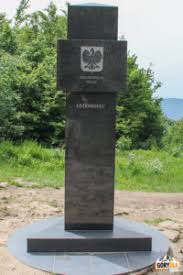Ruszamy z ustrzyk górnych szlakiem niebieskim, który przez pierwsze 2,5 km prowadzi wielką pętlą bieszczadzką w kierunku wetliny. Mala I Wielka Rawka Trojstyk Granic Na Krzemiencu