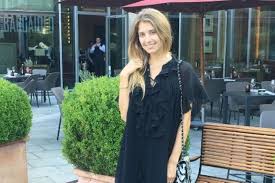 Cathy hummels selbst lässt gerüchte entstehen. Cathy Hummels Ihre Antwort Auf Die Baby Geruchte Gala De