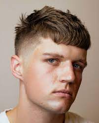 The characteristic of a round shaped face is that it tends. 62 Hairstyles For Round Faces Men What You Can Learn From Them