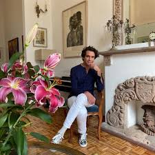 50' inside, le mag, diffusé sur tf1 le samedi 30 mars 2019 50mn inside le mag offre un autre regard sur les… voir et revoir 50 mn inside le mag du 6 avril 2019 en rediffusion, replay, streaming. Tf1 50 Minutes Inside 2019 Mika News And Press Mika Fan Club