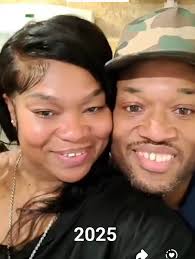 They say the first year is the toughest... I guess it's only up from here  then🤗. Happy one year anniversary to me and my husband/ high school  sweetheart! 💗❤️💕 one year down,