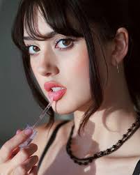 Candylion - Free nude pics, galleries & more at Babepedia