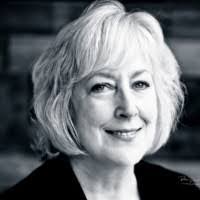 Lisa Birchard's Instagram, Twitter & Facebook