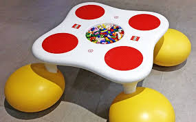 Idei De Masute Pentru Joaca Cu Piese Lego Creeaza O Masa Lego Din Piese De Mobilier Vechi Sau Cumpara Una De La Clevertoys Lego Kid Spaces Gaming Products
