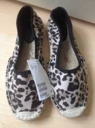 X add to shopping cart. H M Espadrilles Slipper Slip Ons Schlappen Neu Mit Leo Muster H M Kleiderkorb De