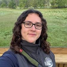 Aisling Redmond's Instagram, Twitter & Facebook