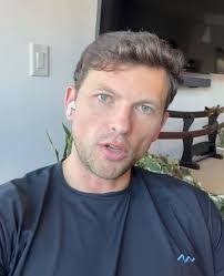 Cam Mullen's Instagram, Twitter & Facebook