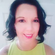 Kari Sledge's Instagram, Twitter & Facebook