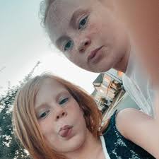 Who can recommend an electrician to hang light fixtures