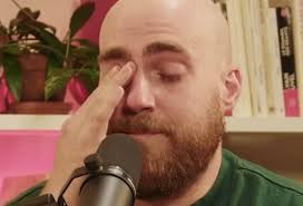 Phil Roy craque et se met à pleurer après une question de Marie-Claude  Barrette