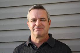 Nice work! Special Agent Garth Hamelin along with Diversion Investigator  Taylor Johnson recently participated at the Endicott College Career Fair!  Thank you Endicott College for having us! #OpEngage #DEANEWENGLAND