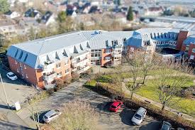 Wohnung zur miete in bornheim. Speziell Fur Senioren Renovierte 2 Zimmer Wohnung Mit Neuem Bad Einbaukuche U Grosszugigem Balkon Gutelhofer Immobilien