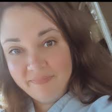 What size of drink is required to get the keychain at Dutch Bros?