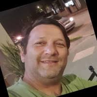 Daniel Kahane's Instagram, Twitter & Facebook