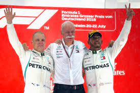 © disediakan oleh gridoto terjadi crash parah valtteri bottas dan george russell, red flag berkibar pada balapan f1 emilia romagna 2021 f1. Valtteri It S James Please Hold Position I M Sorry Grand Prix 247