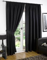 Les Rideaux Occultants Les Plus Belles Variantes En Photos Deco Rideaux Salon Rideaux Rideaux Ikea