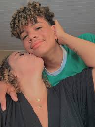 ✨ Antes e depois que fala por si! ✨ A extensão de cílios tem um poder  incrível — ela renova o olhar, traz firmeza e reflete a força que existe  dentro de