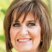 Michelle Stuckey's Instagram, Twitter & Facebook