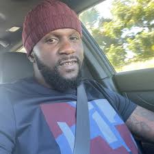 FB YALL HELP ME WISH MY TWIN Tedrick King A HAPPY BIRTHDAY YOU MADE IT  ANOTHER YEAR ESPECIALLY AFTER THEY COUNTED YOU OUT. BLESSINGS MY BROTHER