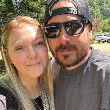 2 days!! Join Rene Bean VIP and mention OLIVIA to see some sneak peaks of  the drop bows in different styles. Mini piggies, piggies, 3 size bows and  head wraps!