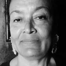 Amanda Holiday's Instagram, Twitter & Facebook