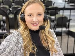 Amanda Keane's Instagram, Twitter & Facebook