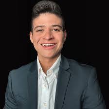 Summer Shoemaker's Instagram, Twitter & Facebook