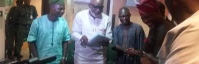 Ondo state is located in the western part of nigeria, and its capital is located in the city of akure, which is also one of the biggest commercial centers in the state. Official Signing Ceremony Of M O U Between Ondo State Government And Cocaset Company Limited For Floating A Sugar Company National Sugar Development Council