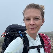 Do winter hikers plan for comprehensive turnaround times?