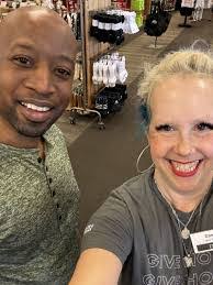 Melissa Blodgett's Instagram, Twitter & Facebook