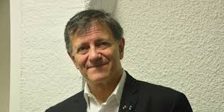 Francis HUSTER : Un homme indigné