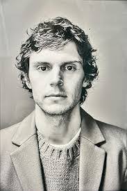 Halley Feiffer's Instagram, Twitter & Facebook