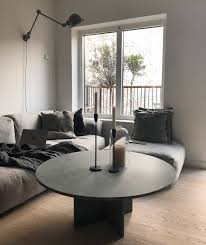 Diy round farmhouse coffee table: Diy Coffee Table