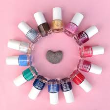 Découvrez sans plus attendre, ce qui deviendra le must du maquillage pour enfants ! Vernis A Ongles Enfants Rose Le Petit Zebre