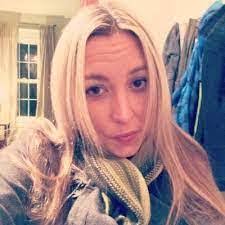 Danielle Harton's Instagram, Twitter & Facebook